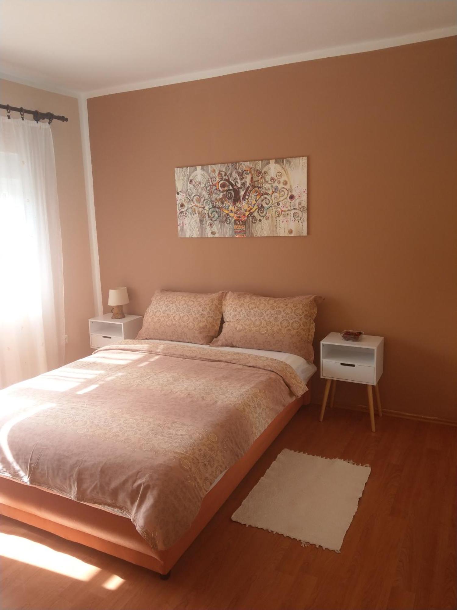 Senkini Dvori Apartment Sutomiscica ภายนอก รูปภาพ
